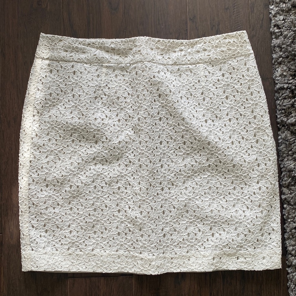 Loft ivory lace pencil skirt